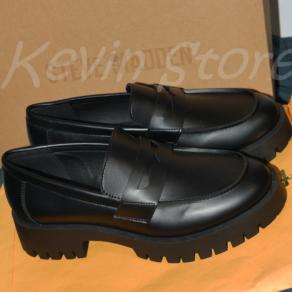 Steve Madden Shoes - Ladies' black Lug Loafer   Steve Madden